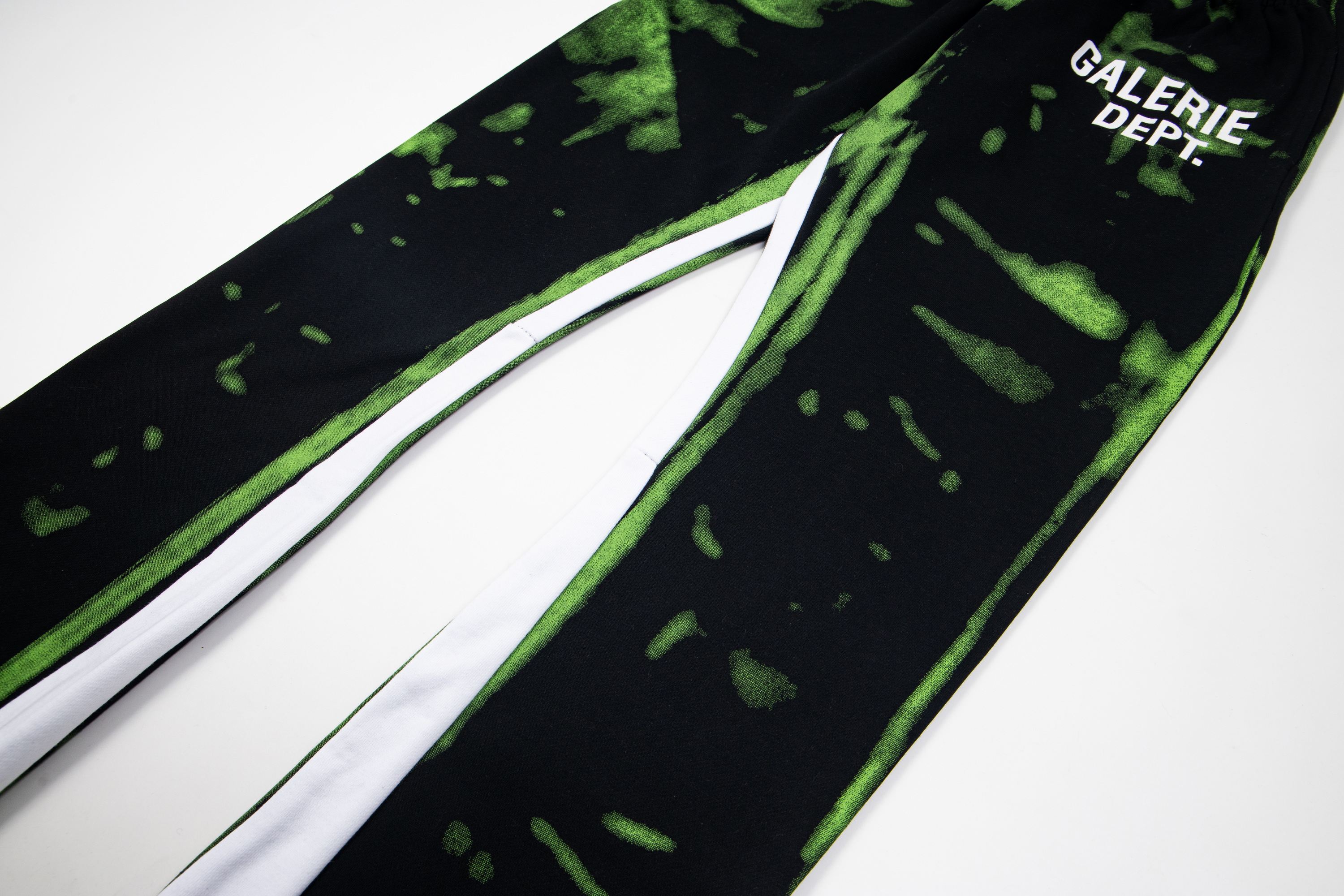 GALLERY DEPT New Pants G465