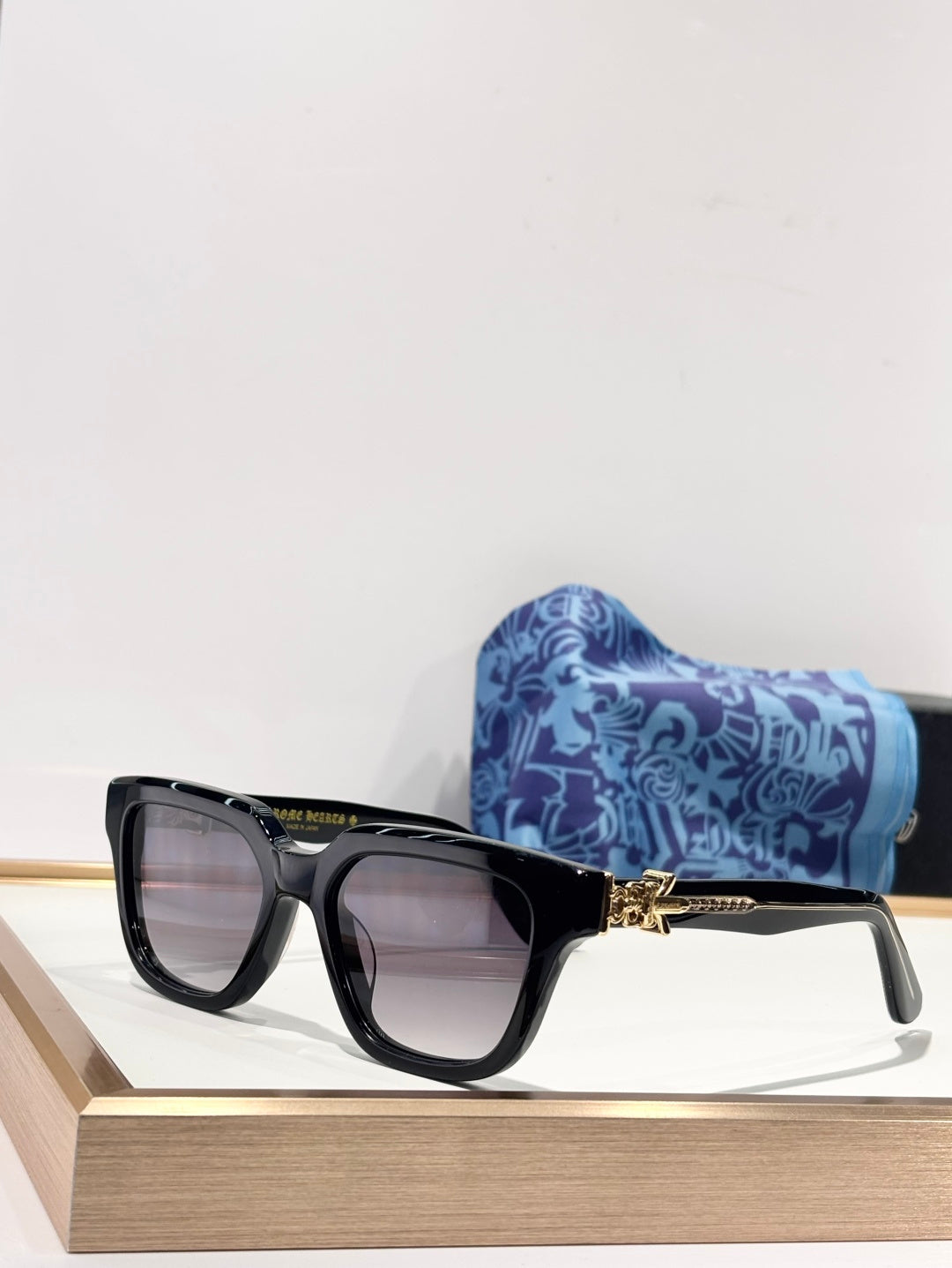 Chrome Hearts Sunglasses-VAGILLIONAIRE