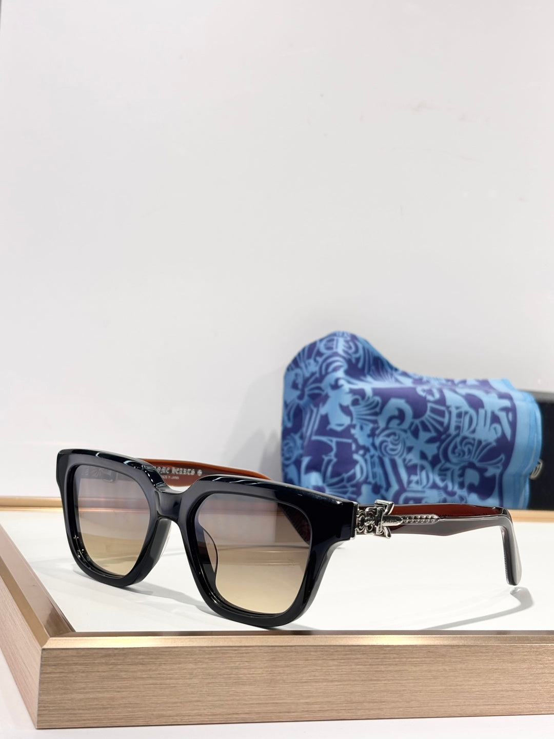 Chrome Hearts Sunglasses-VAGILLIONAIRE