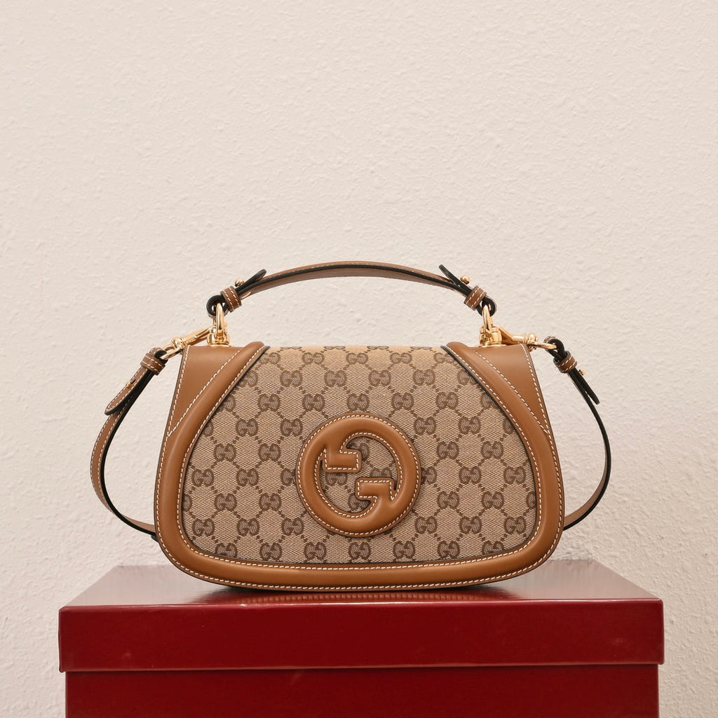 Gucci GG Emblem Mini Tote Bag – 815714