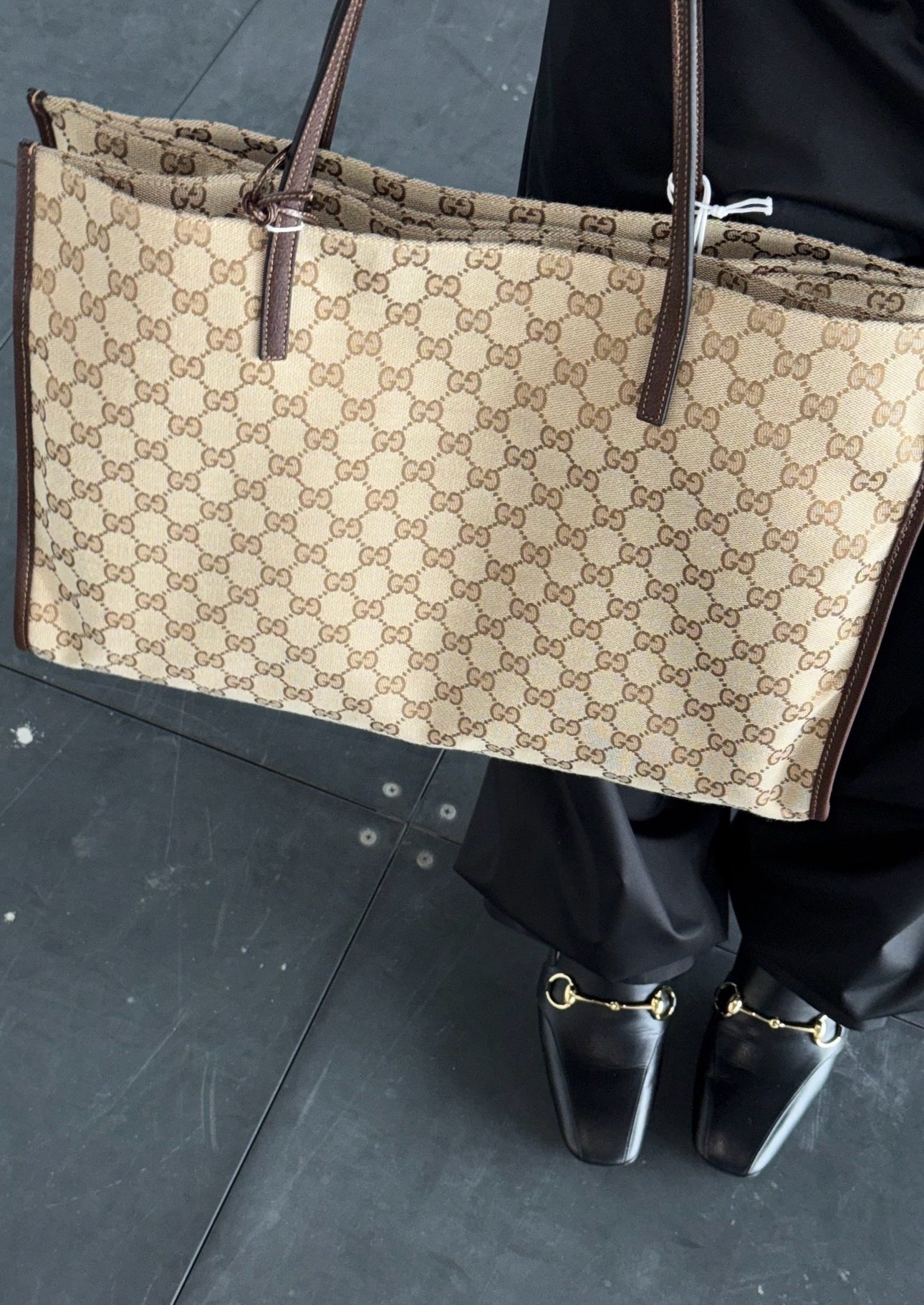 Gucci Londra Large Tote Bag – 875056