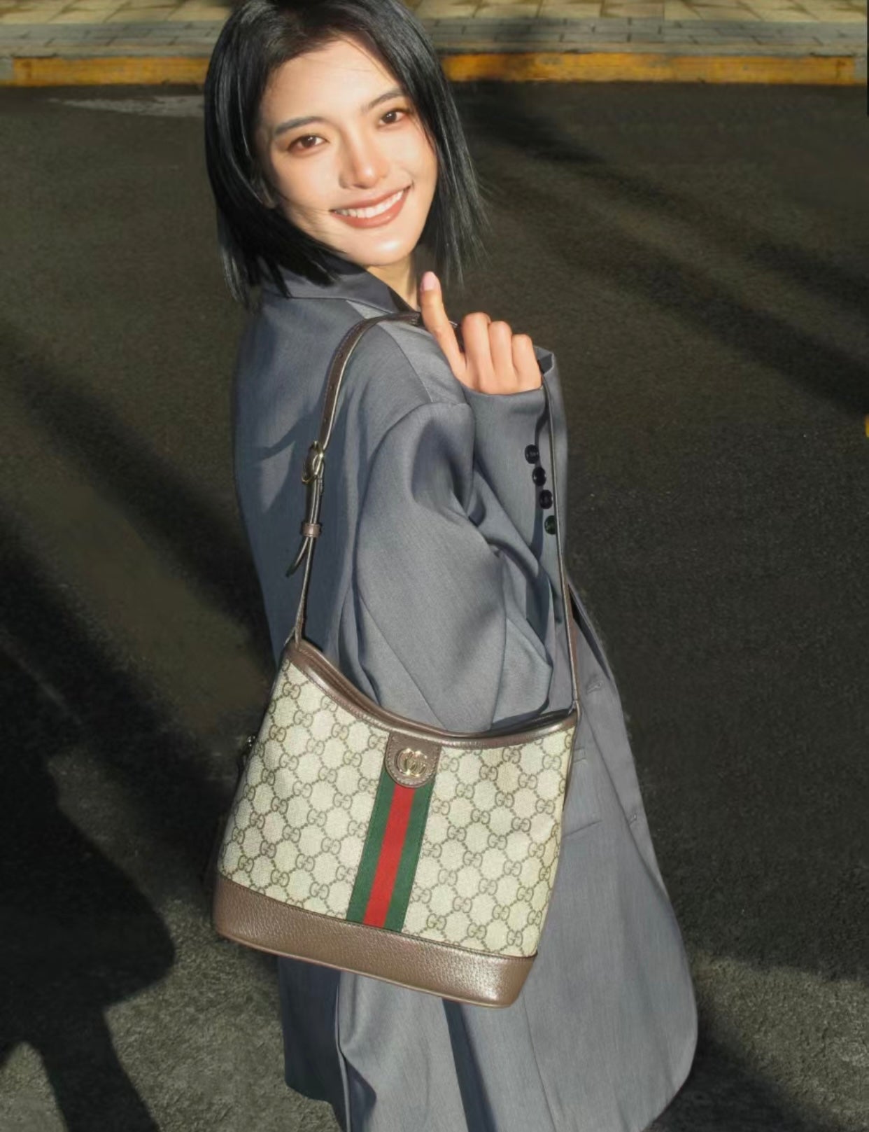 Gucci Ophidia GG Supreme Bucket Bag – 781402