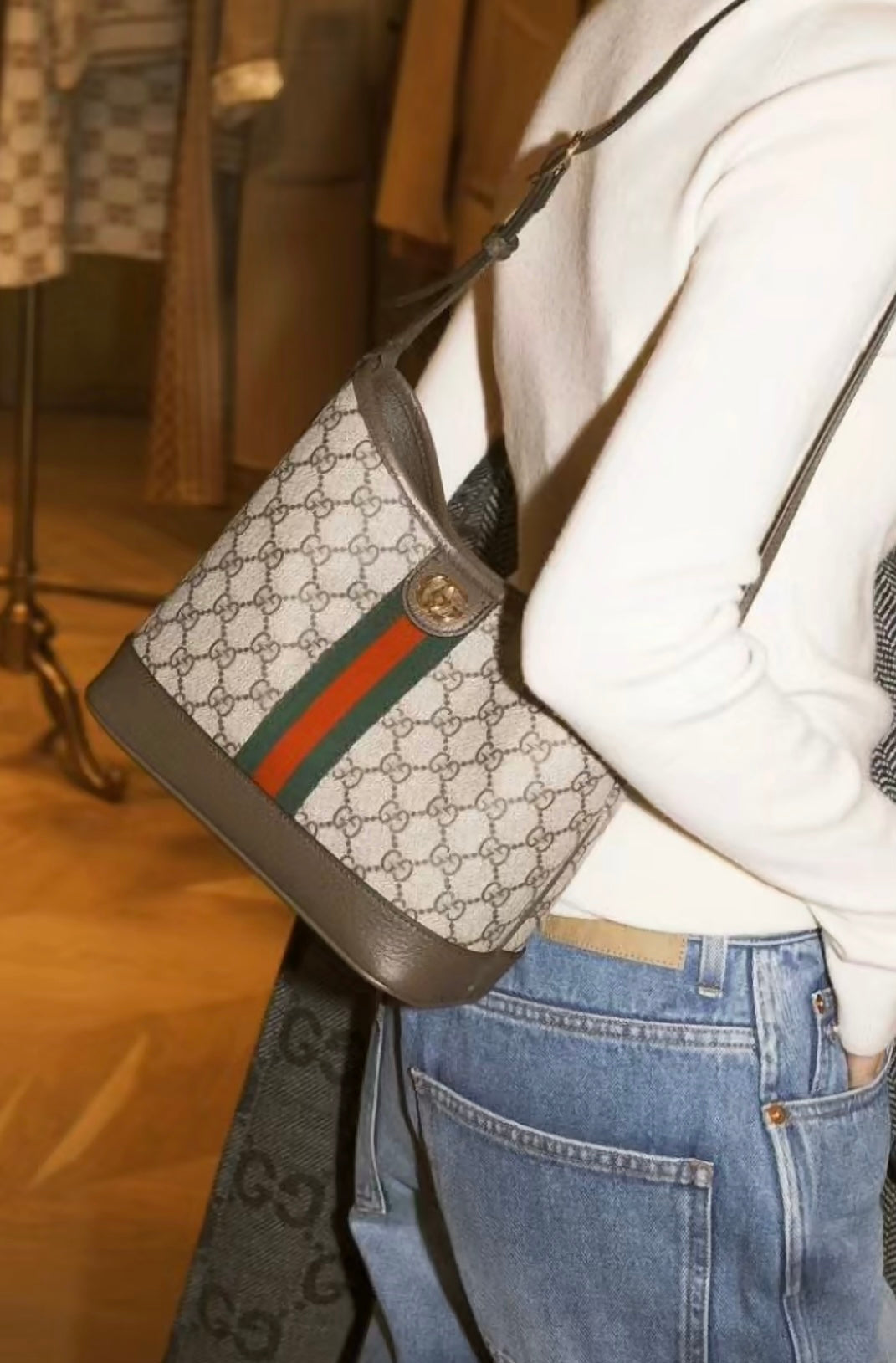 Gucci Ophidia GG Supreme Bucket Bag – 781402