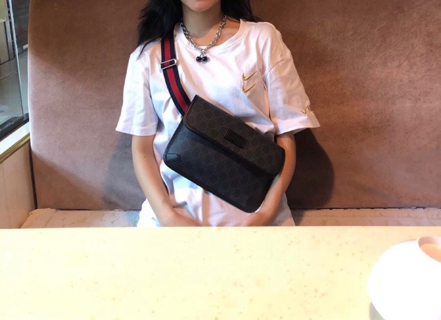 Gucci Black Belt Bag – 598113