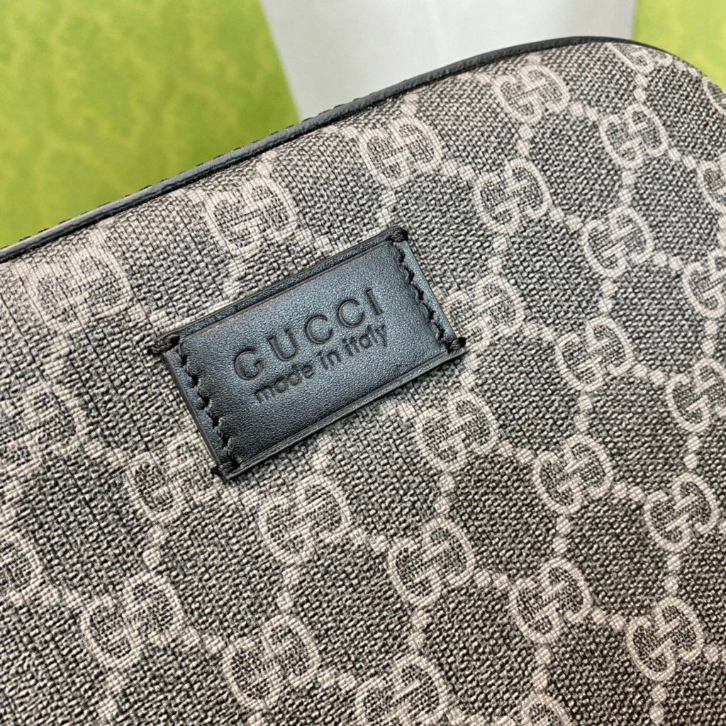 Gucci GG Black Camera Bag – 574886