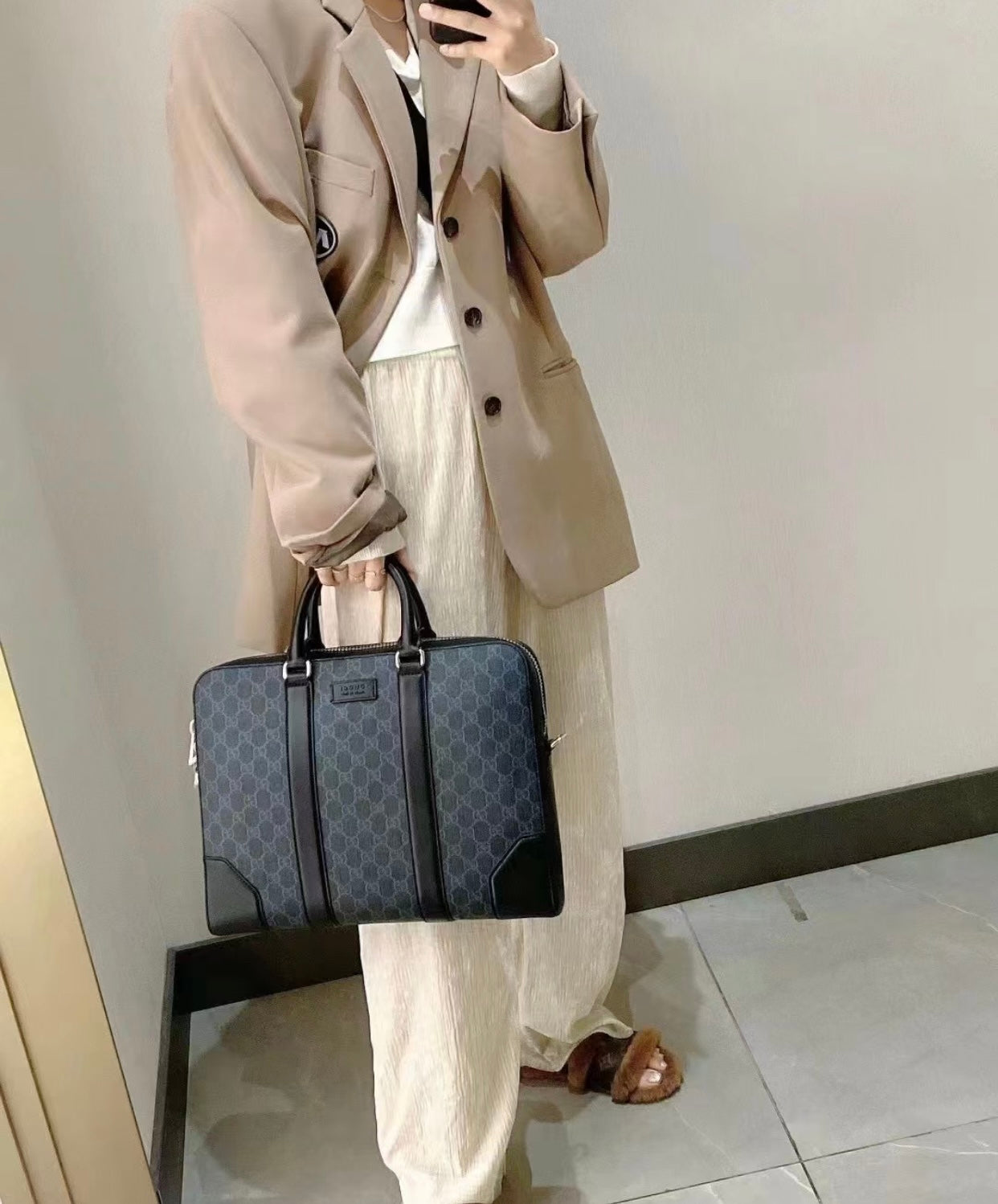 Gucci GG Black Briefcase – 474135