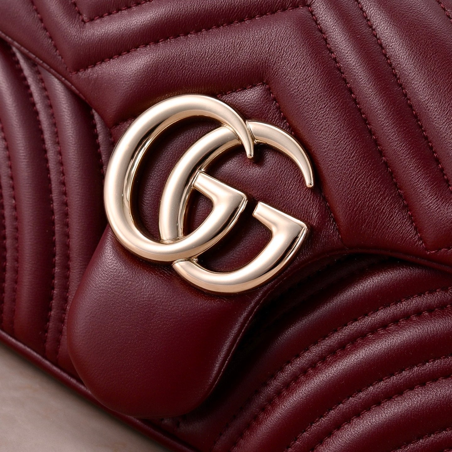 Gucci GG Marmont 2.0 Small Shoulder Bag – 837267