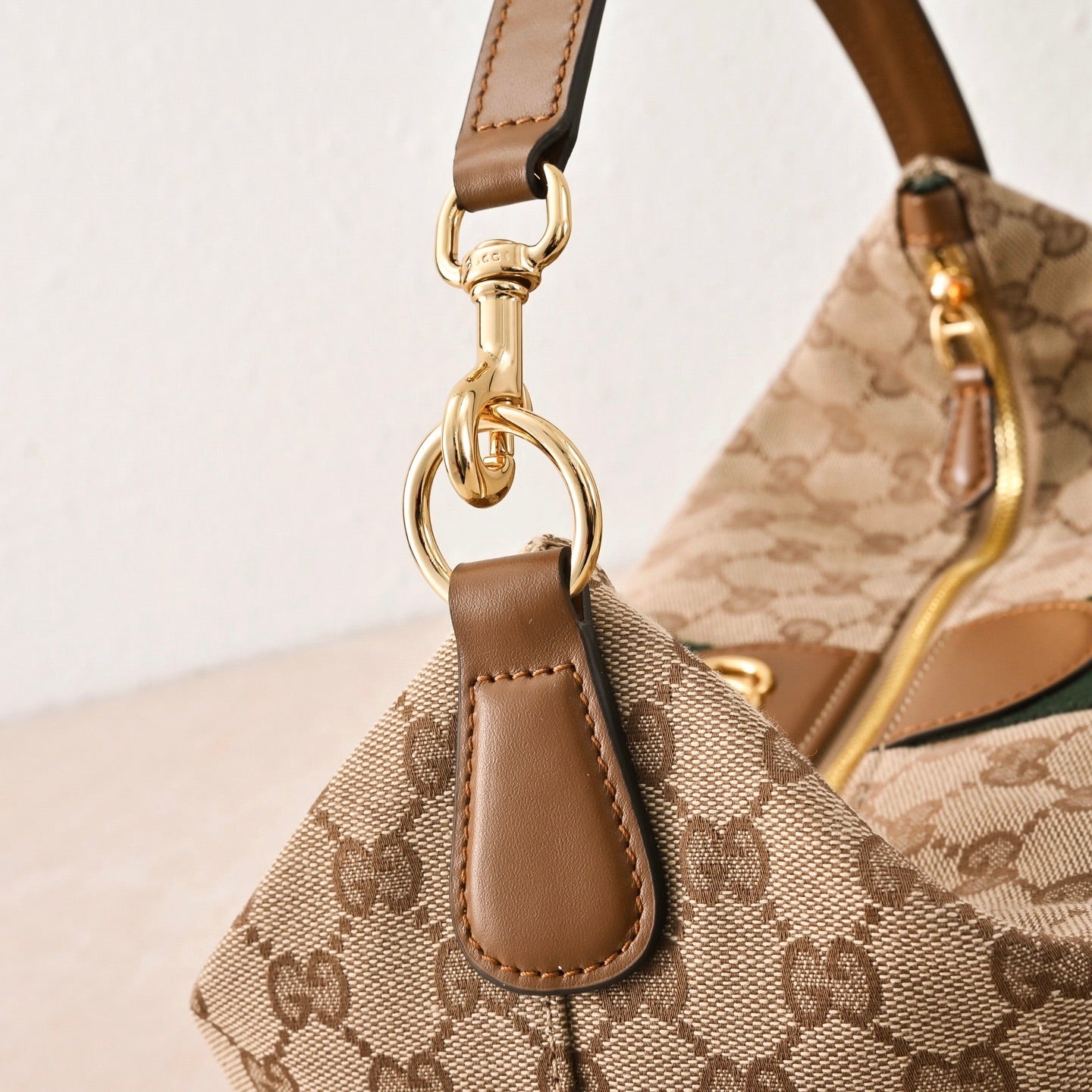 Gucci Vanity Medium Top Handle Bag – 857799