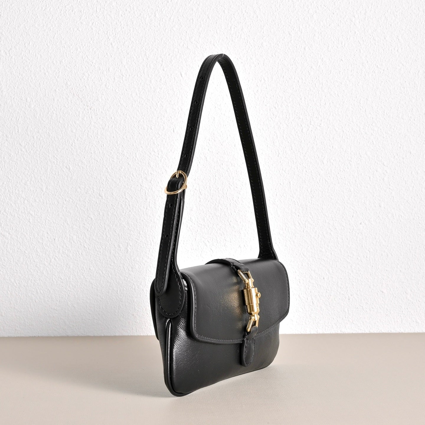 Gucci Jackie Mini Shoulder Bag – 867156