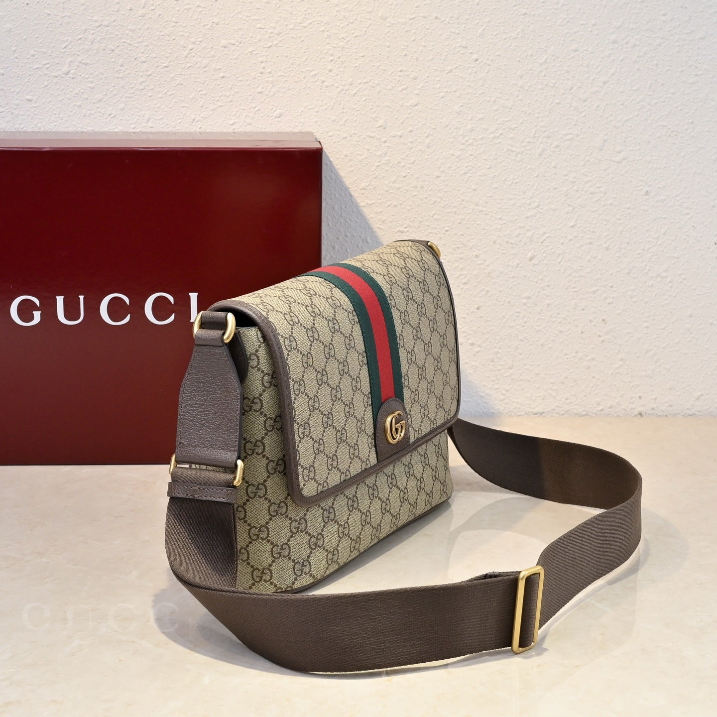 Gucci Ophidia Medium Messenger Bag – 834467